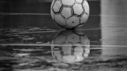 Ketika Sepakbola Tak Memberi Pilihan