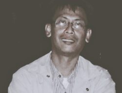 Buku: Sunyi dalam Keriuhan