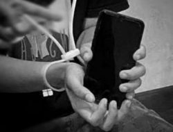 Seorang Lurah di Ternate Ditangkap Polisi lantaran Curi 11 Unit Handphone Warga