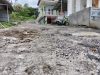 Warga RT 19 Kalumata Tagih Janji Wali Kota Ternate Perbaiki Jalan Rusak