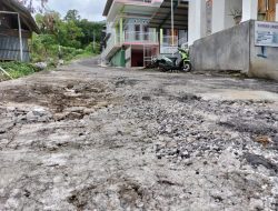 Warga RT 19 Kalumata Tagih Janji Wali Kota Ternate Perbaiki Jalan Rusak