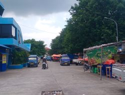 Kawasan Terminal Gamalama Makin Semrawut