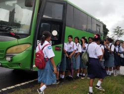 PT NHM Luncurkan Layanan Bus Sekolah untuk Pelajar di Wilayah Lingkar Tambang