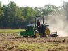 Distan Halut Diduga Sewakan Traktor Jonder untuk Kepentingan Pribadi, Petani Keluhkan Tarif Tinggi