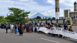 Warga di Sofifi Unjuk Rasa Dukung DOB