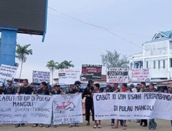 Warga Pulau Mangoli Menolak Daerahnya Dicaplok Pertambangan