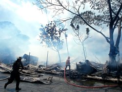 Sejumlah Lapak Pedagang di Ternate Ludes Terbakar, Penyebab Diselidiki