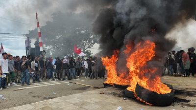 Demo Protes DPR Terjadi di Sejumlah Wilayah Maluku Utara
