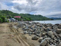 Progres Baru 60 Persen, Proyek Penguat Tebing di Morselbar Terancam Molor