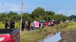 Warga Domato–Dehe Bentrok Jelang Peletakan Batu Pertama Bantuan Rumah Pemprov