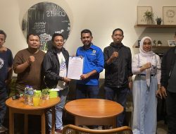 Mufrid Tawary Resmi Terima SK Ketua DPD KNPI Halut