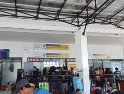 Jelang Nataru, Pelabuhan Ahmad Yani Ternate Padat