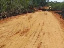 Diduga Tak Punya Izin, Polres Diminta Tangkap Kontraktor Jalan Nggele-Langganu di Taliabu