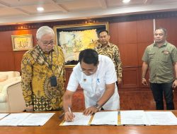 Bupati Haltim Teken Hibah Lahan di Jakarta, Bulog Akan Bangun Gudang di Wailukum