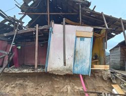 Puluhan Rumah Warga Desa Waisakai, Kepulauan Sula Rusak Diterjang Banjir Bandang