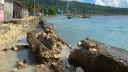 Pantauan: Tanggul Laut Desa Kenari Morotai Jebol Diterjang Ombak