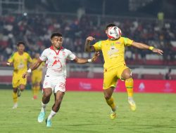 Takluk 0-2 dari Persebaya, Tren Negatif Lanjut Bayangi Malut United  