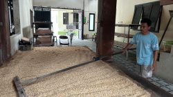 Produsen di Ternate Sebut Kelangkaan Solar Bikin Harga Tahu dan Tempe Melonjak