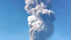 Erupsi Gunung Dukono, Dua WN Singapura Meninggal Dunia, Satu Orang Hilang