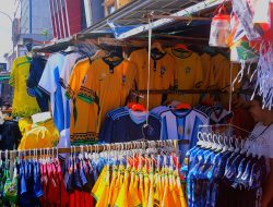 Jersey Argentina dan Brasil Paling Laris di Ternate, Pedagang: Ada yang Murah