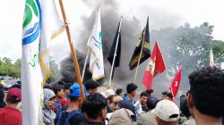 Gabungan Mahasiswa di Maluku Utara Desak Pemerintah Turunkan Harga BBM