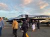 Kunker di Maluku Utara, Ahmad Sahroni Tiba dengan Private Jet, Gubernur Sherly Turut Mendampingi