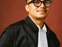Budaya Jadi Panggung, Tanah Adat Dikorbankan