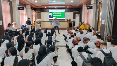 Perkuat Wawasan Kebangsaan, Senator Hasby Yusuf Sosialisasikan 4 Pilar di FIB Unkhair