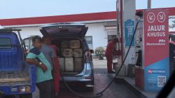Petugas SPBU Wari Banyak Layani Pengisian BBM Pakai Jiriken, Polres Halut Diminta Bertindak